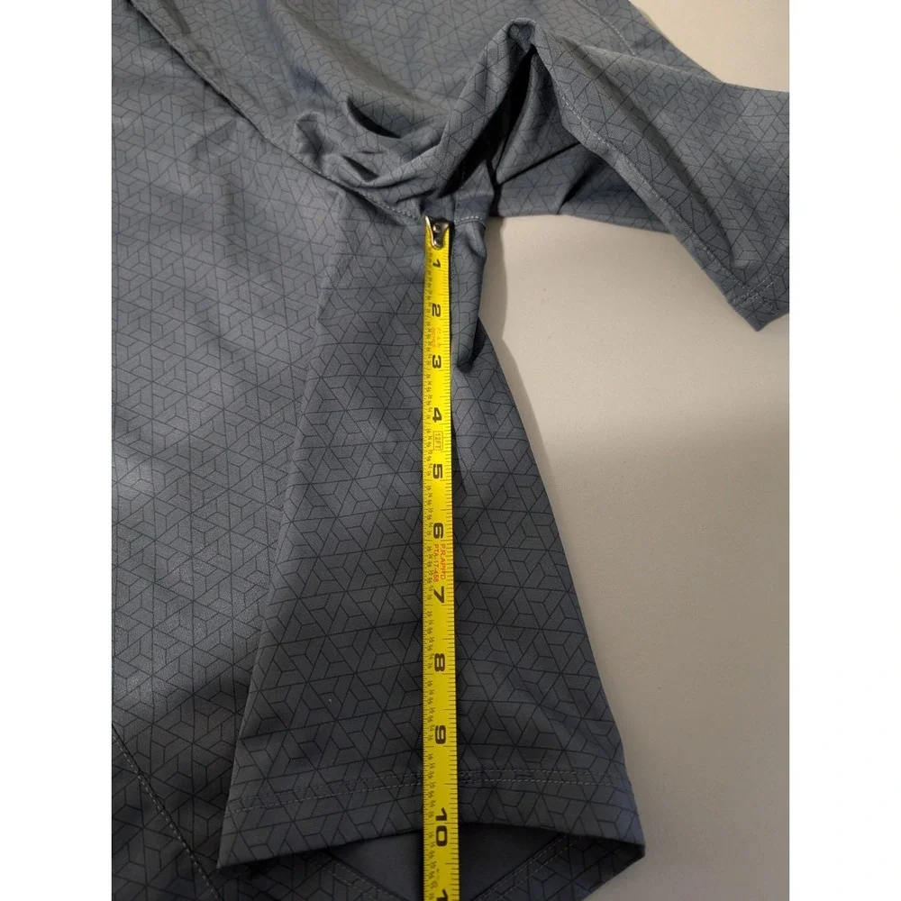 Under‎ Armour shorts, boys, size 18, blue, loose fit,casual, golf